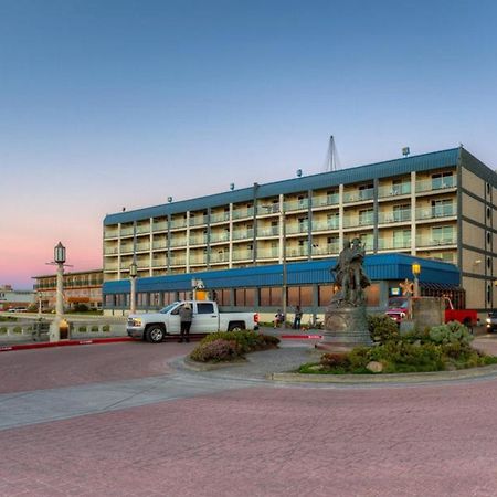 Promenade Inn & Suites Oceanfront Seaside Buitenkant foto