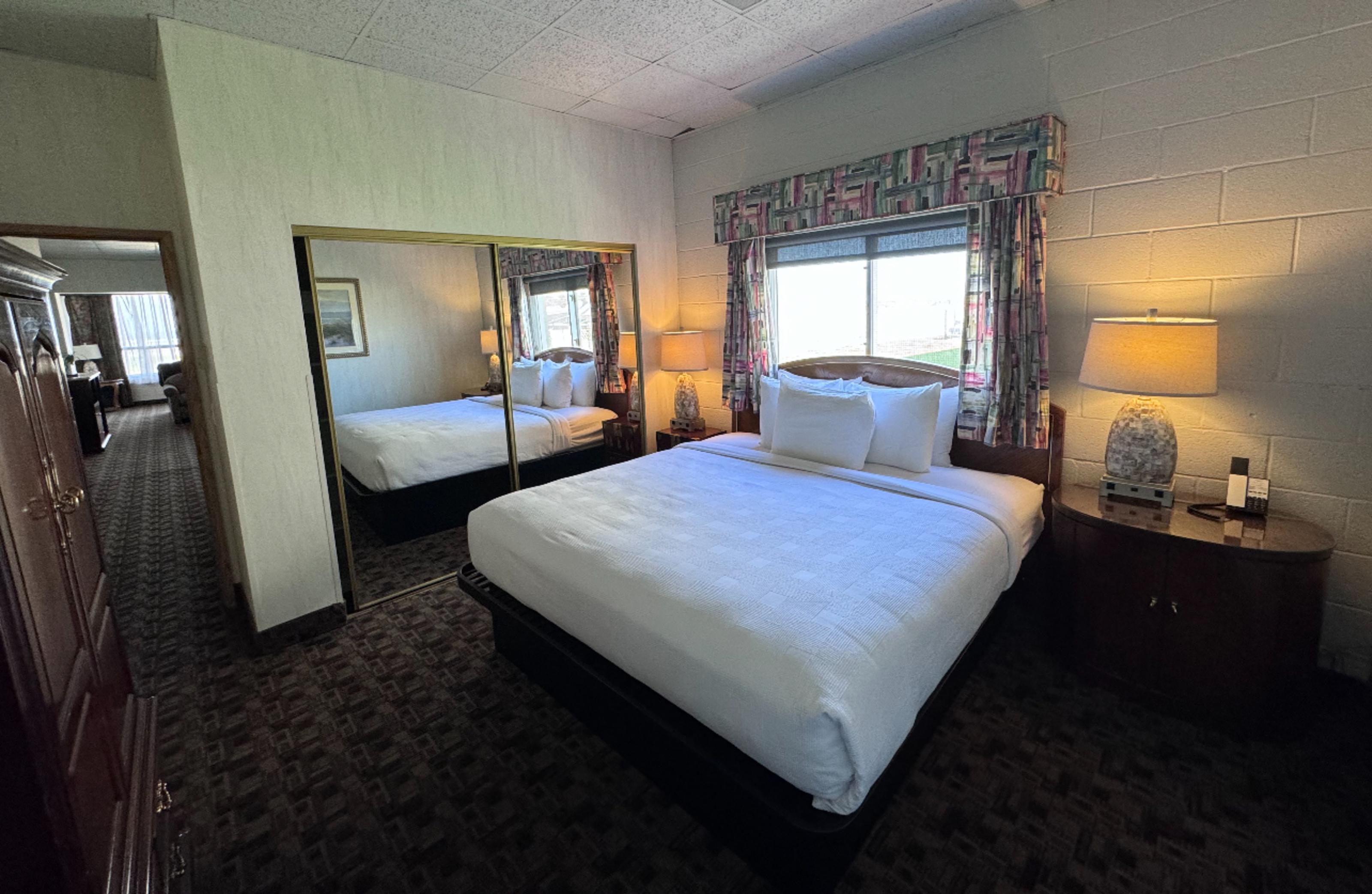 Promenade Inn & Suites Oceanfront Seaside Buitenkant foto