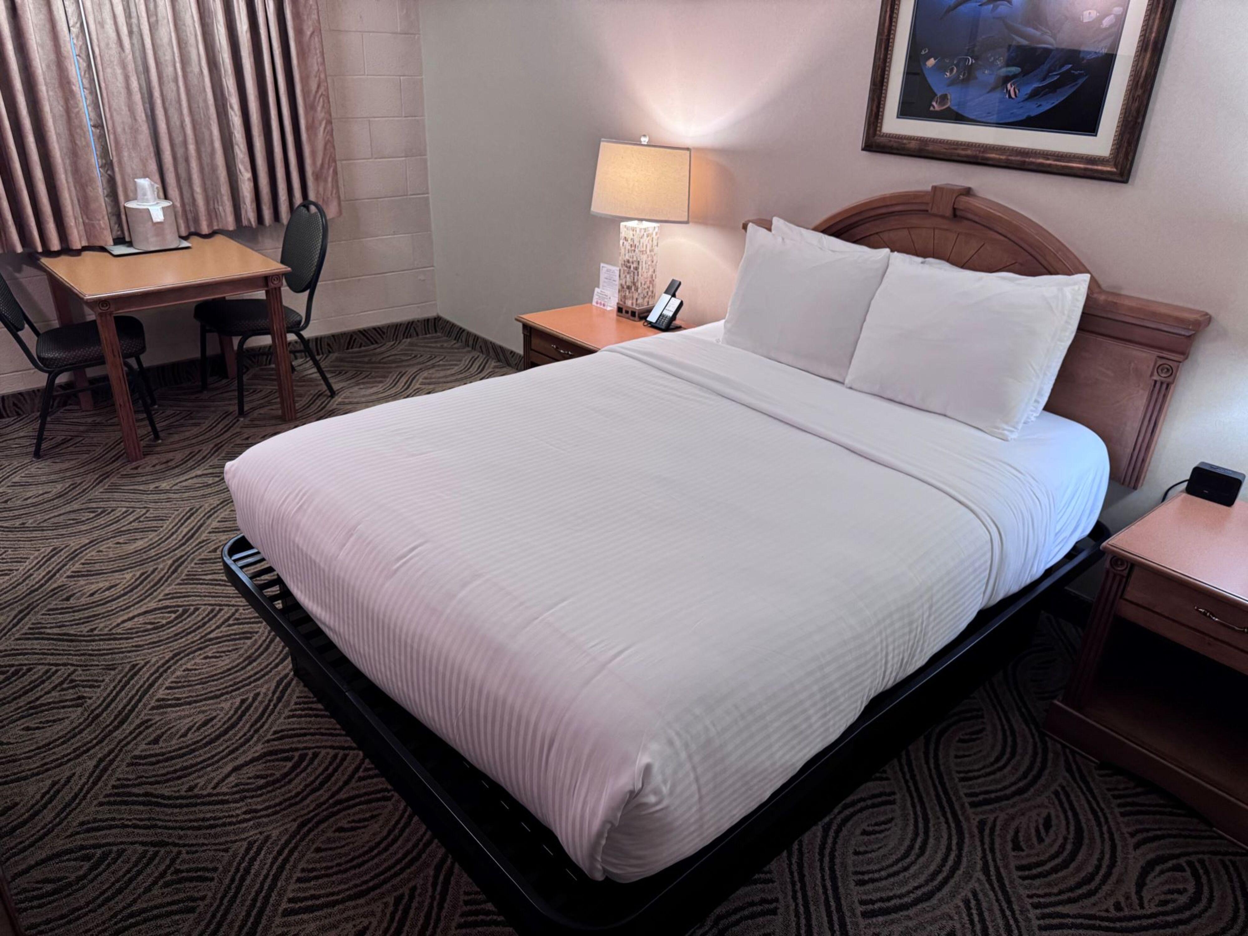 Promenade Inn & Suites Oceanfront Seaside Buitenkant foto