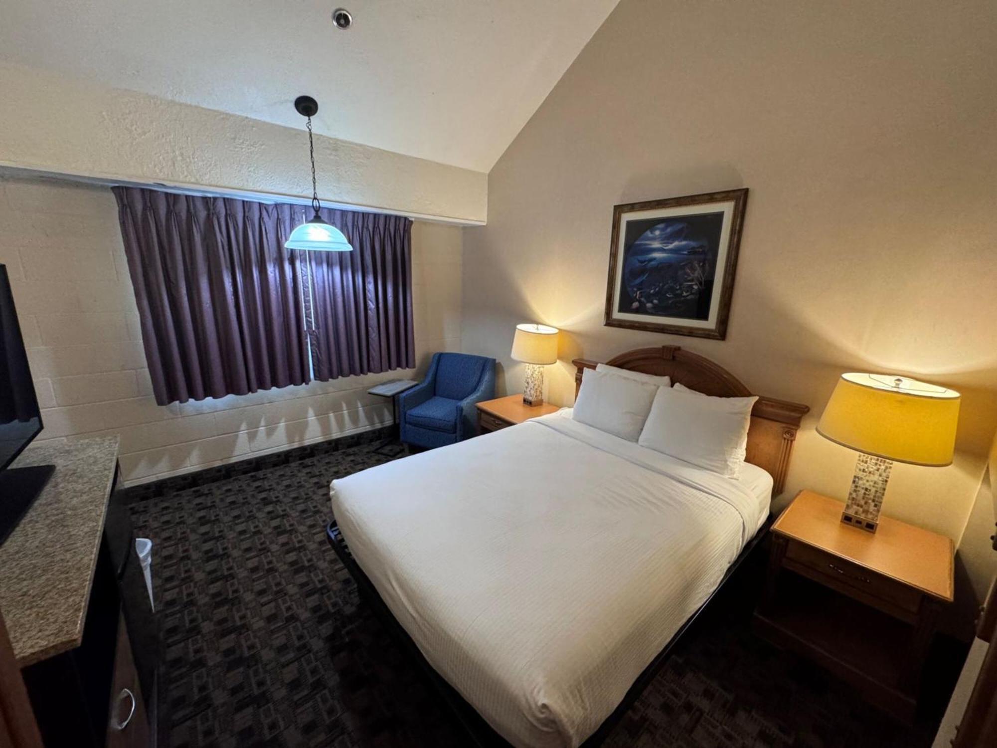 Promenade Inn & Suites Oceanfront Seaside Buitenkant foto